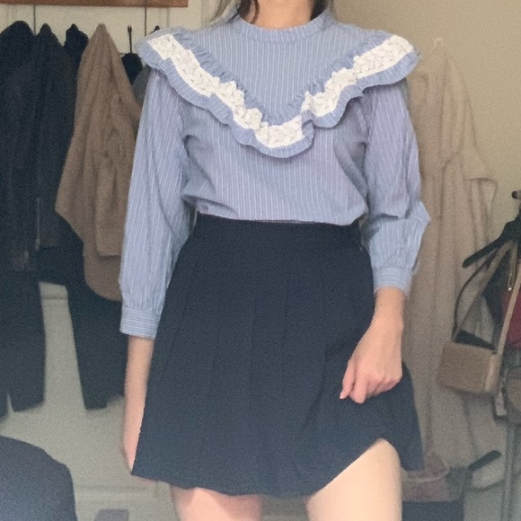 Babydoll top blue blouse cute raffles ☁️ - Picture 3 of 3